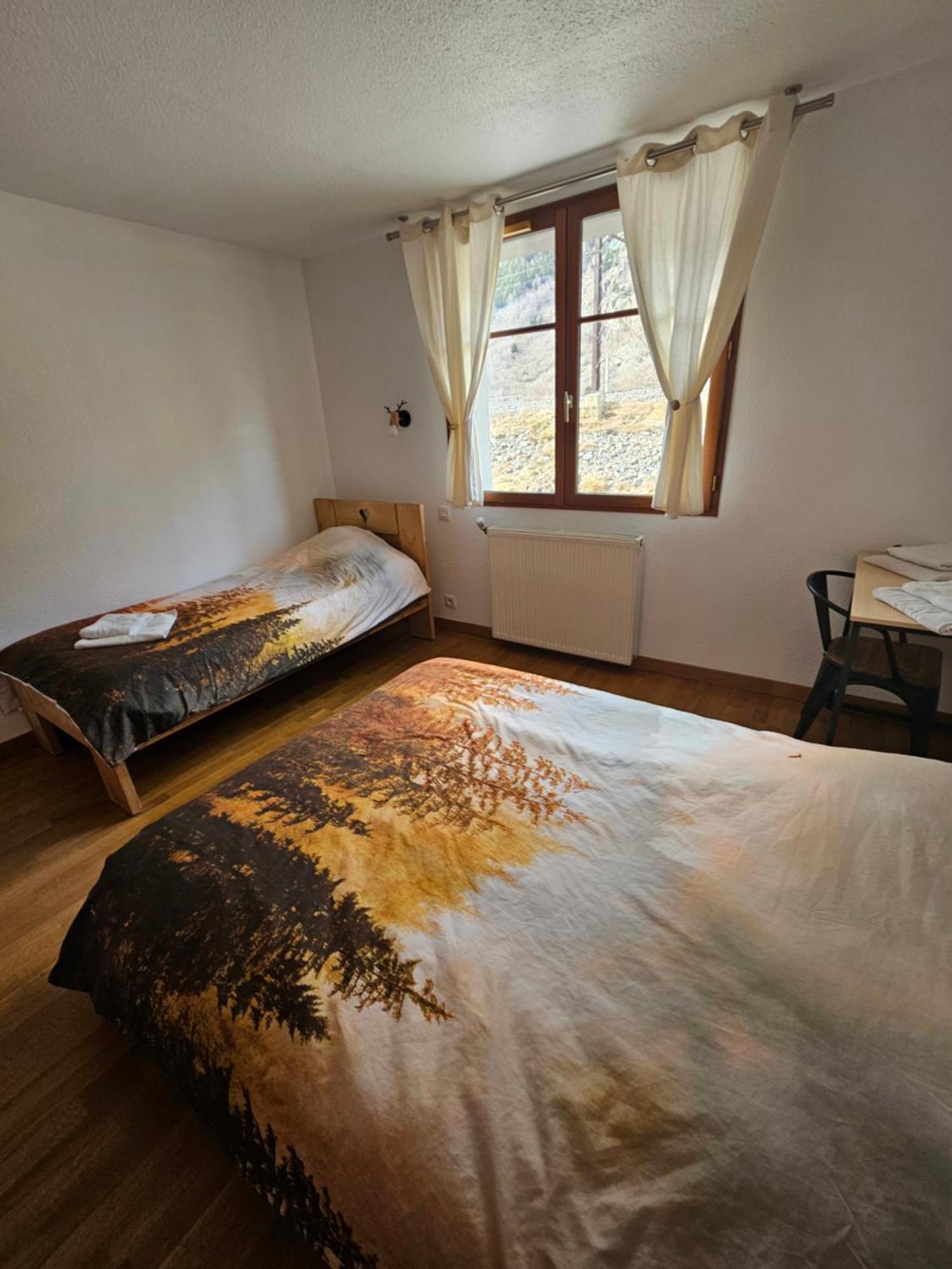 Le Campcardos Hotell Porta Eksteriør bilde